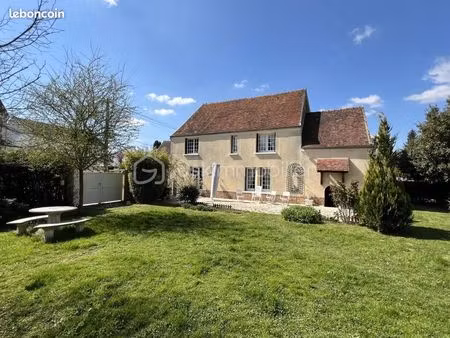 maison 5 pièces 170 m²