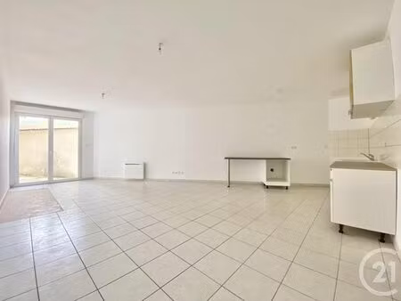 appartement t3 à louer - 3 pièces - 70 92 m2 - les avenieres veyrins thuellin - 38 - rhone