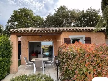 location appartement 3 pièces 37 m2 à régusse