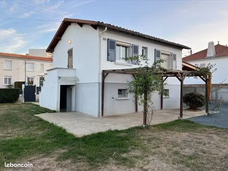 maison à louer à chantonnay