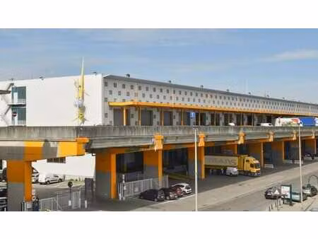 entrepôt à louer dans le port de bruxelles