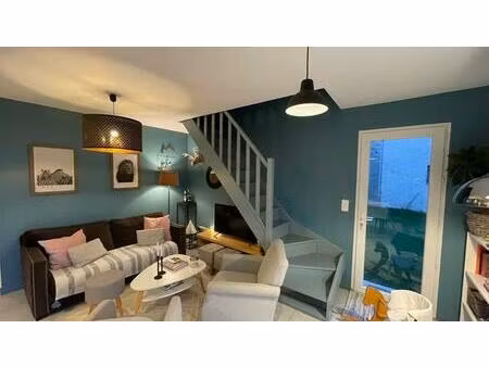 location maison 4 pièces 90 m² à entraigues-sur-la-sorgue (84320)