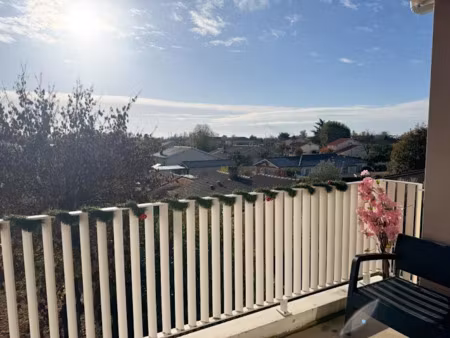 location appartement 2 pièces 40 m² à bruguières (31150)  607 €