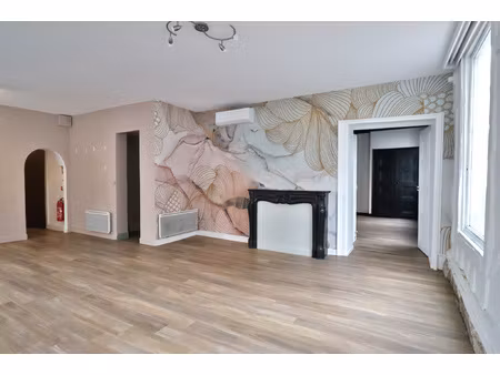 local commercial 97 m2 troyes