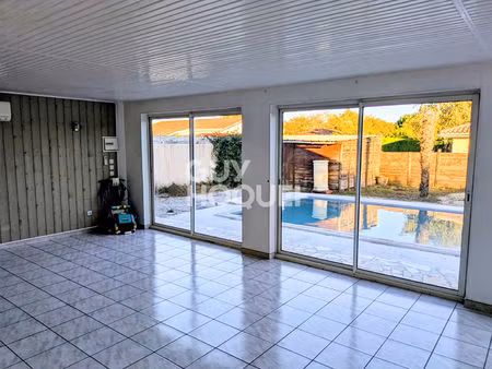 maison familiale lumineuse avec jardin et piscine ? environnement calme