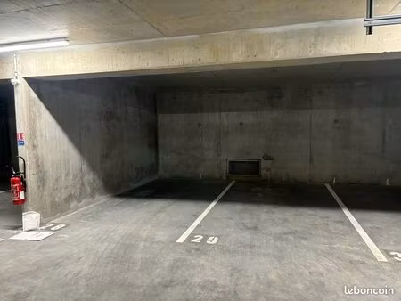 à louer parking couvert vertou
