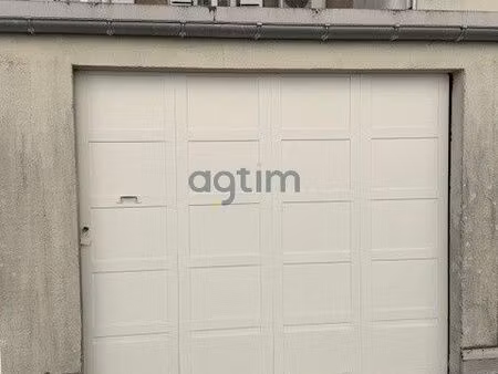 parking/box la roche-sur-yon