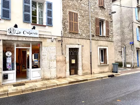 vente locaux professionnels à flassans-sur-issole (83340)  50 000 €