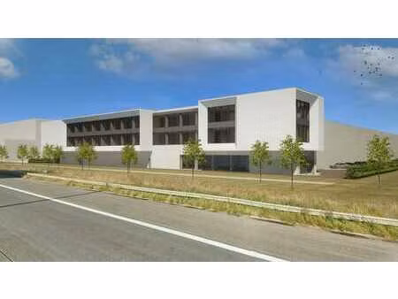 uitstekend gelegen multifunctioneel bedrijfsgebouw met vi...