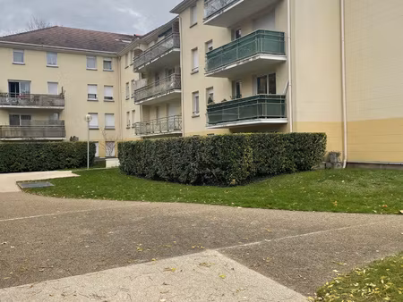 appartement 3 pièces avec terrasse