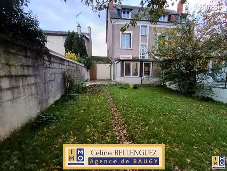 propriété 5 pièces 131 m²