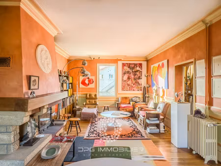 maison des années 30 avec grand jardin de 4.100 m²