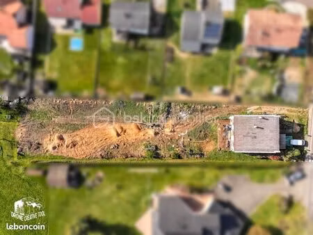 terrain 1 300 m² roupeldange