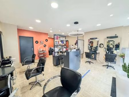 vente bureaux et commerces à noyal-sur-vilaine (35530) : à vendre / 53m² noyal-sur-vilaine