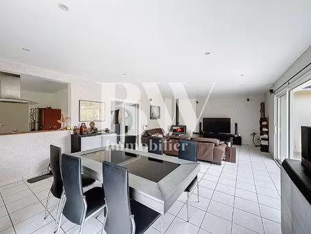 à vendre : maison contemporaine de plain-pied à lampaul-plouarzel