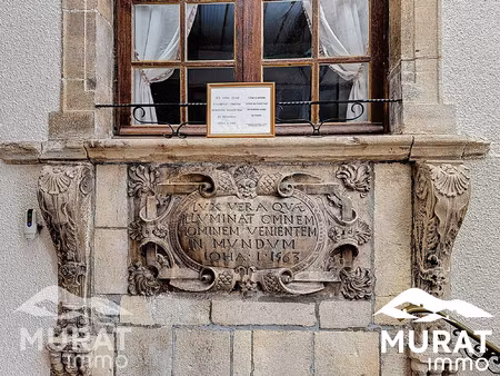 maison de bourg avec grand garage+jardin non attenant