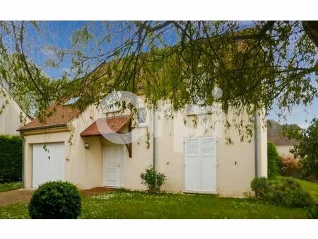 location maison  m² t-5 à senlis  1 960 €