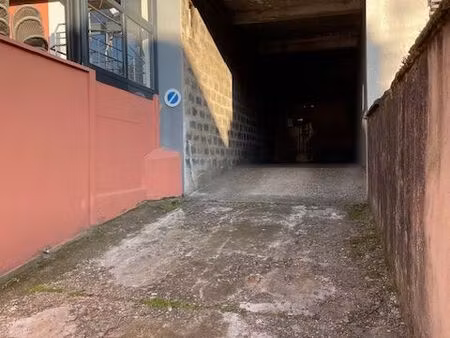 place de parking a vendre