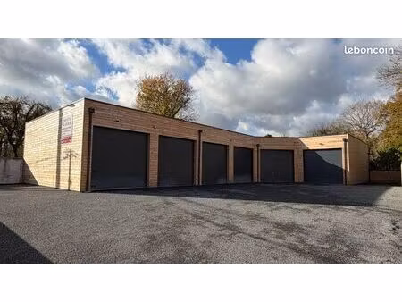 box garage stockage local dépôt