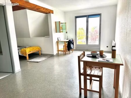 studio 1 pièce 34 m²