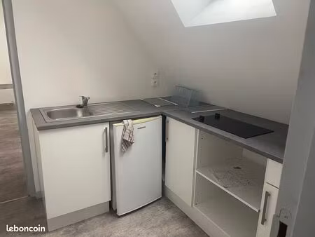 appartement f2 – centre de neufchâtel-en-bray – calme & lumineux