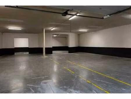 showroom ou atelier 182 m² – westerlo