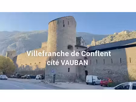 lot de 2 appartements + boutique à villefranche de conflent