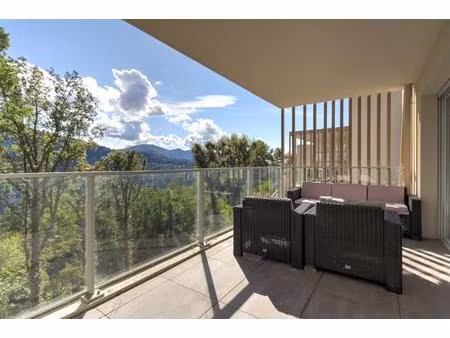 à vendre – superbe 4 pièces de 73 59 m² dans résidence récente et sécurisée avec cave et g