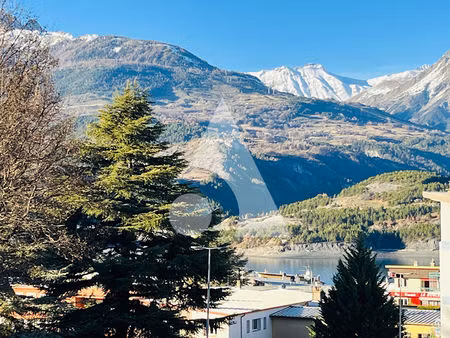 t3 lumineux avec vue lac à savines-le-lac (05)