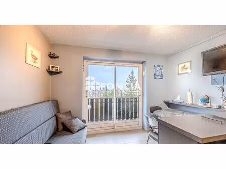 appartement t2 à vendre – appartement d'une chambres à coucher avec cave à thollon-les-mém