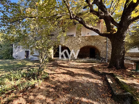 les mages : propriété de 208 m2 avec dépendance à vendre