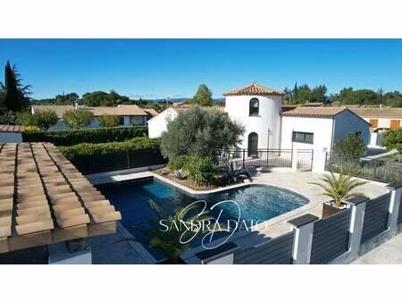 maison villemoustaussou - plain pied- 3 chambres - 1 studio independant - climatisation - 