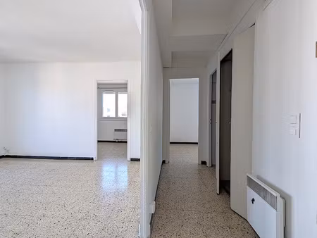 appartement 3 pieces avec exterieur et cellier