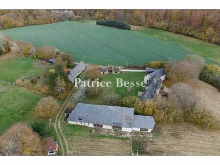 au coeur de la forêt normande  à 45 min de honfleur et 150 km de paris  une grange dîmière