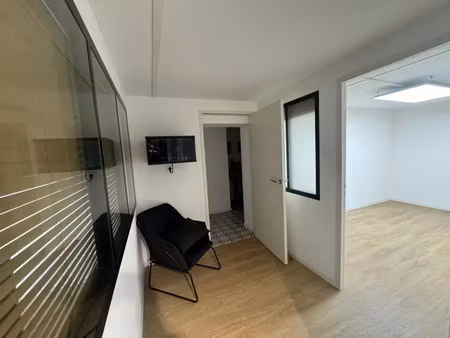 bureaux de 60m2 + garage - centre ville castelnau - 3 bureau