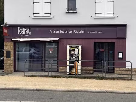 boulangerie pâtisserie en centre-bourg - sévérac