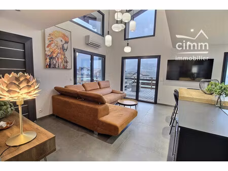 maison de 2020 mitoyenne au faîtage – prestations haut de gam