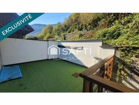 maison de village en duplex  avec terrasse