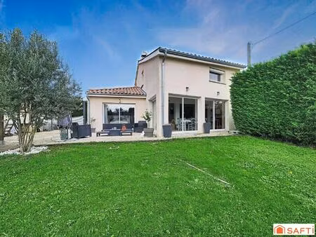 villa familiale 4 chambres + bureau- piscine — sainte-euphémie / limite saint-didier-de-fo