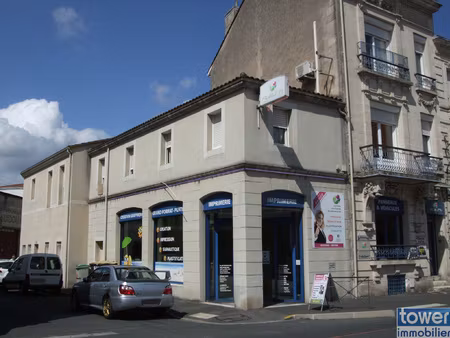 bergerac  ensemble immeubles de rapport avec surface commerciale  3 appartements t5  t3  t