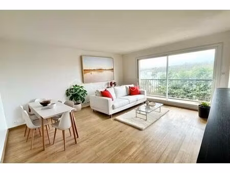appartement 2 chambres avec terrasse vue dégagée