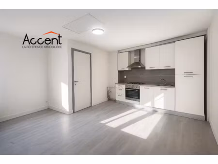 location maison 3 pièces 70m² onet le chateau 12850