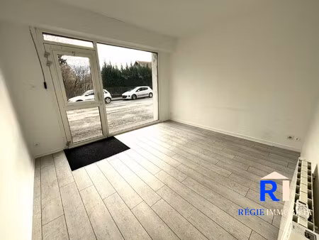 location local commercial 27m² grenoble 38100