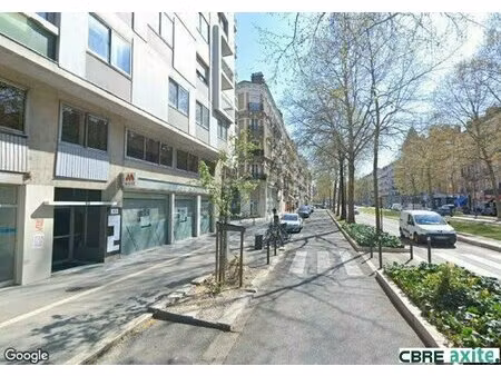 location local commercial 209m² grenoble 38000