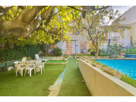 maison  secteur les chartreux  bas de montolivet  13004 marseille  terrasses  piscine  ter