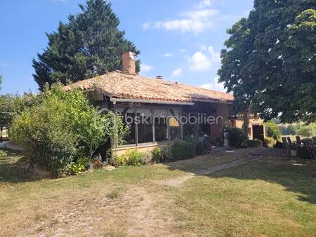 maison de 366 m² à lafrancaise