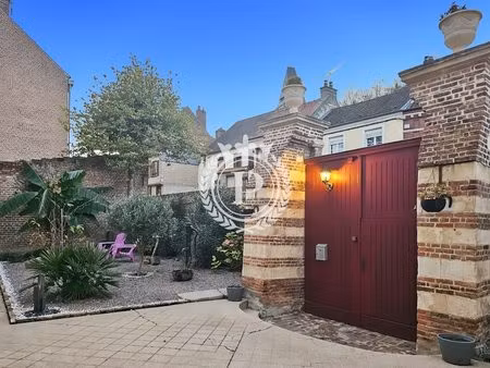 magnifique demeure de charme en pierres avec gîte attenant