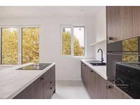 gerenoveerd 2-slaapkamer appartement in borsbeek te koop!