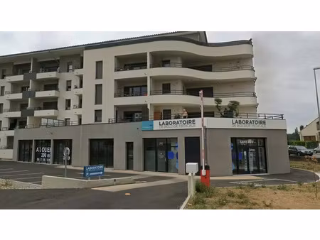 bureaux / locaux commerciaux a louer