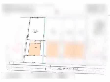 ruim perceel van 7a05ca voor een open bebouwing te kermt